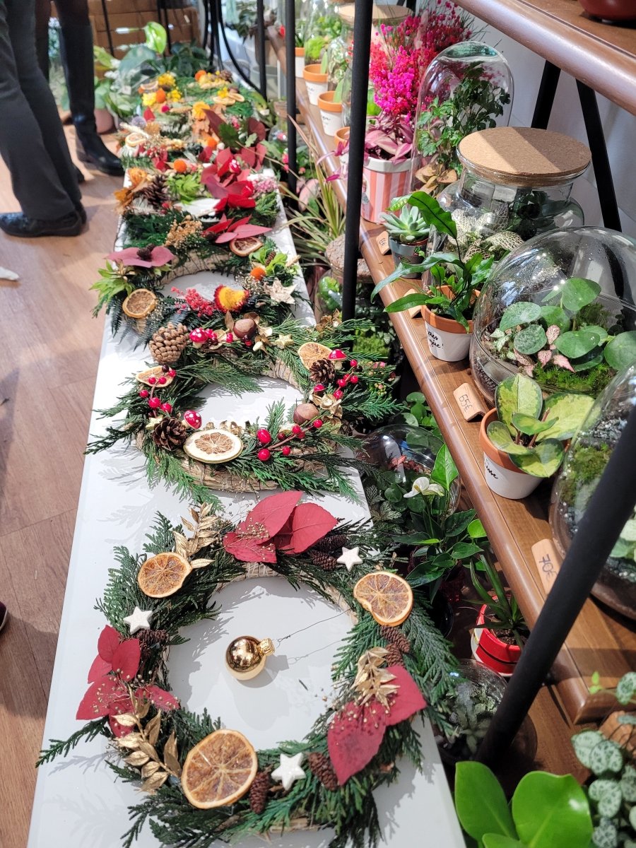 Atelier Couronne de Noël - Samedi 5 Décembre 10h-11h30 - #shop_name #artisanat #Fait_main #Fabriqué_en_france #Création_unique