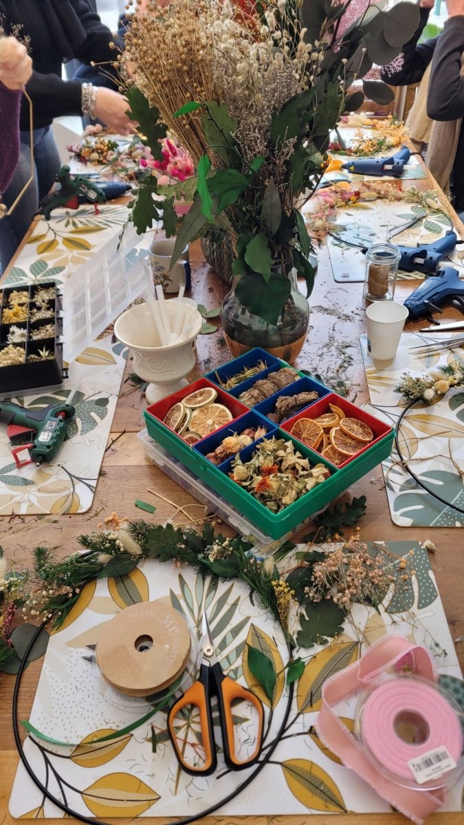 Atelier Couronne fleurie -Dimanche 16 Août 10h-11h30 - shop_name artisanat Fait_main Fabriqué_en_france Création_unique